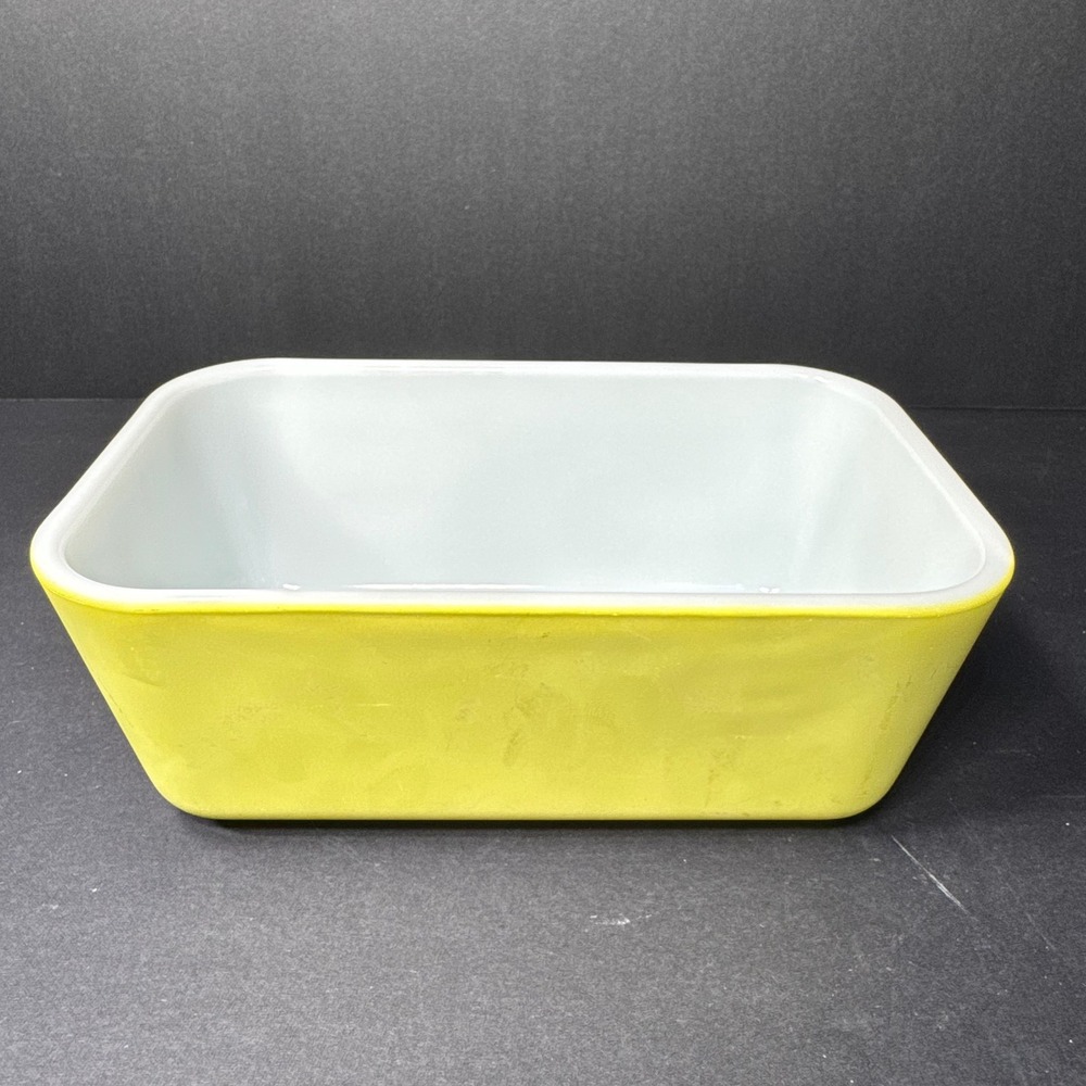 Vintage Pyrex #0502 Chartreuse Lime Yellow Refrigerator Dish 1.5 Pint USA Made